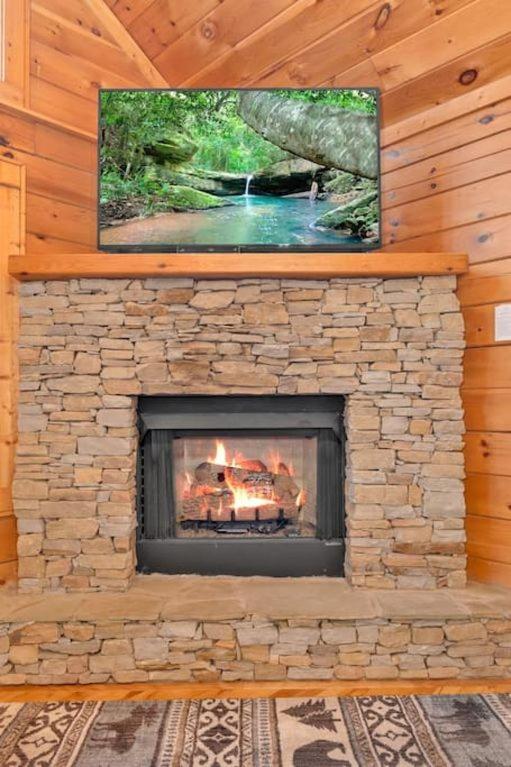 Soco Serene Cabin In The Heart Of Maggie Valley Exterior foto