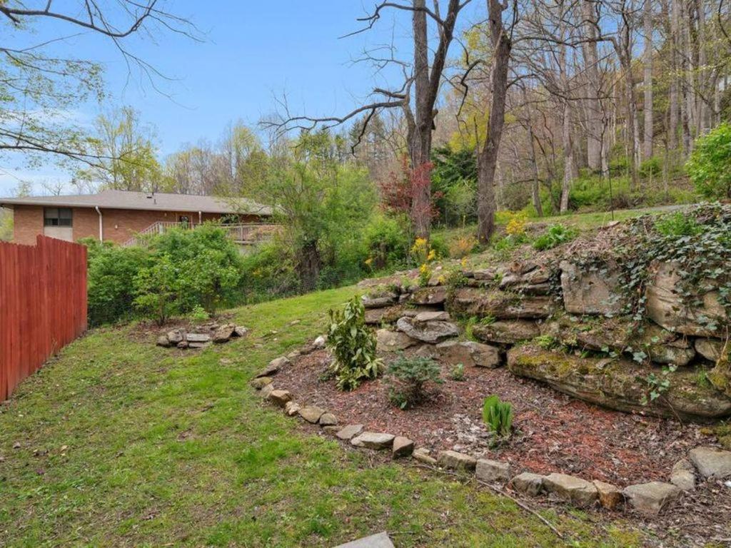 Soco Serene Cabin In The Heart Of Maggie Valley Exterior foto